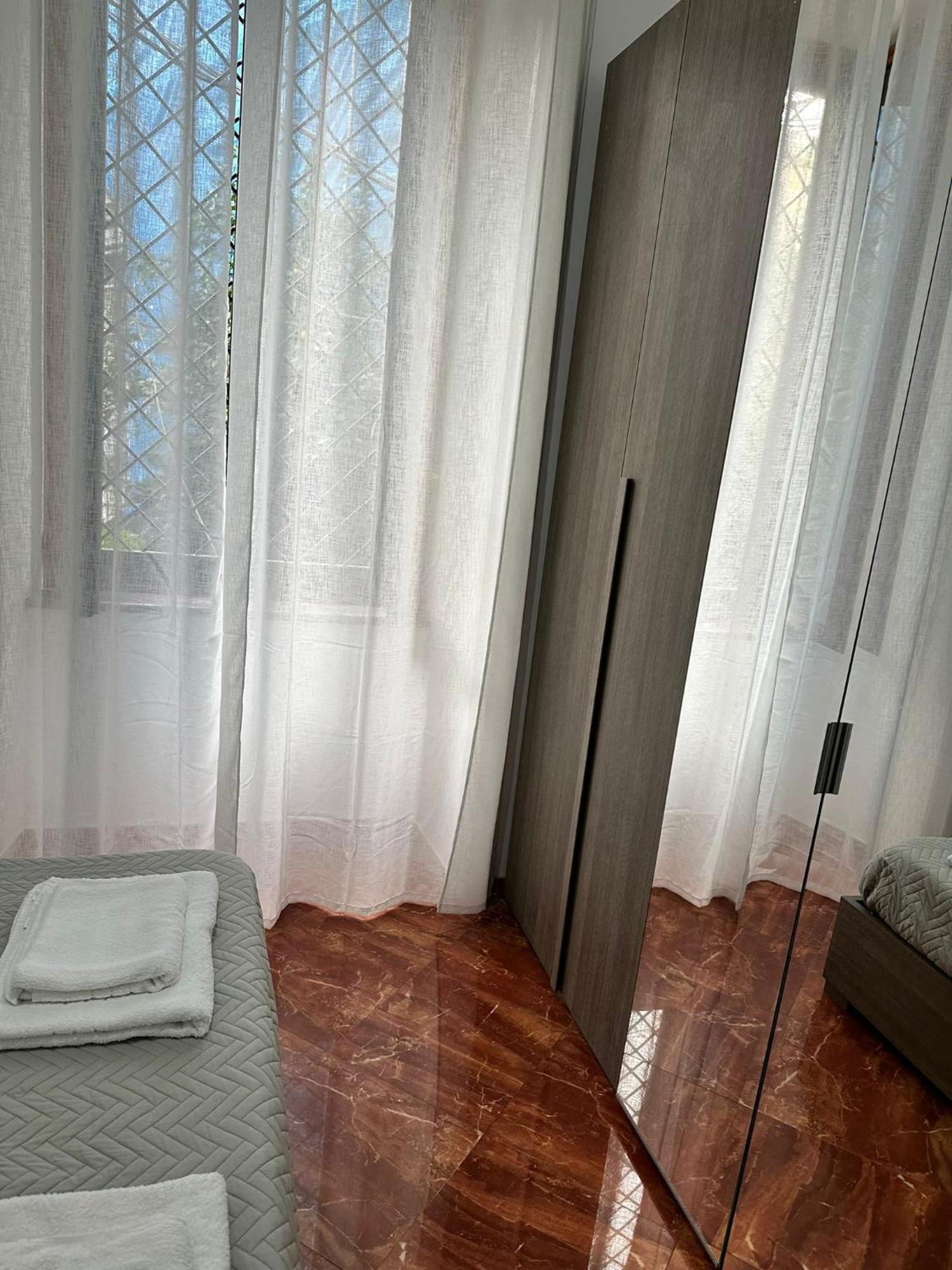 La Tela Di Elena Hotell Neapel Exteriör bild